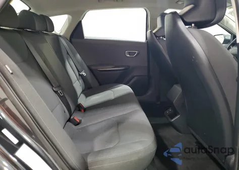 2025 Kia K4 Lx z USA, uszkodzony, nr VIN 3KPFT4DE1SE016068